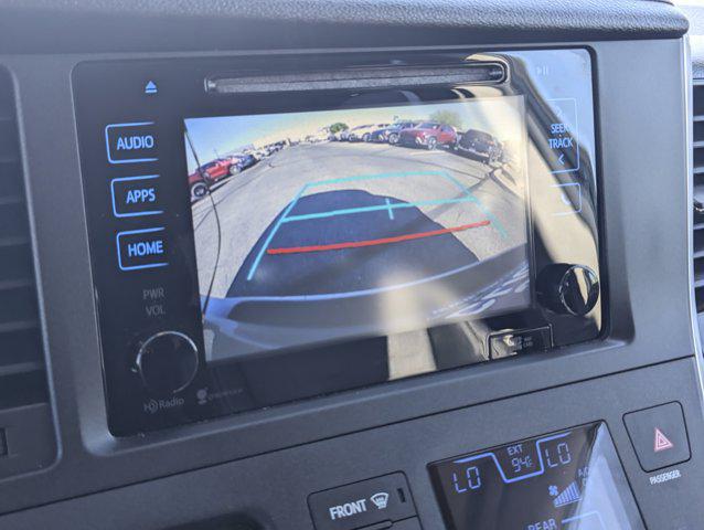 2015 Toyota Sienna SE Premium 8 Passenger