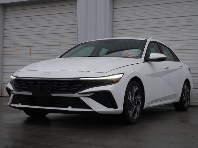 2025 Hyundai Elantra Hybrid Limited