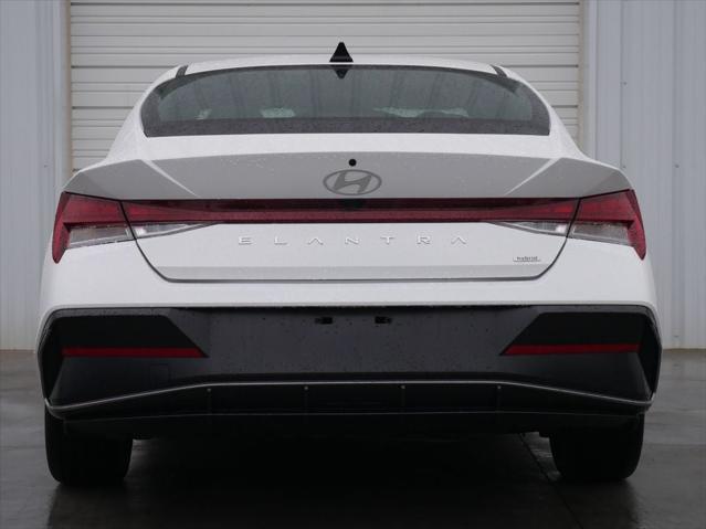 2025 Hyundai Elantra Hybrid Limited