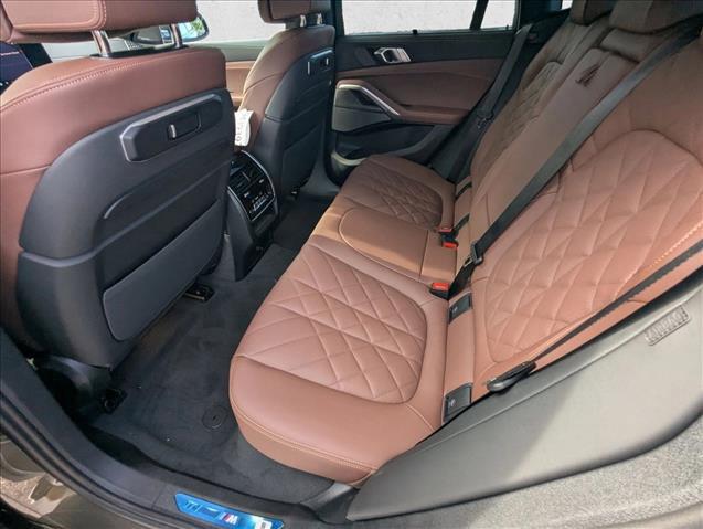 2027 BMW X6 xDrive40i