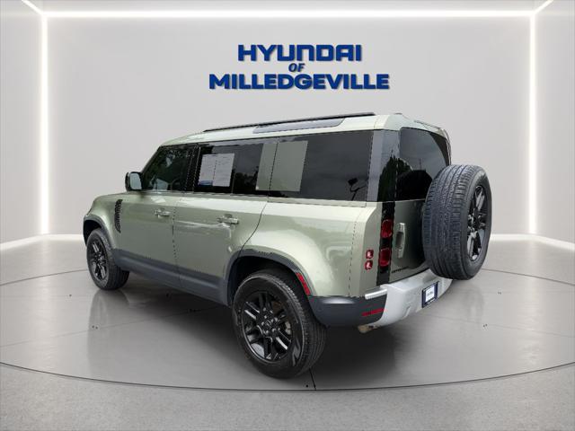 2025 Land Rover Defender 110 P300