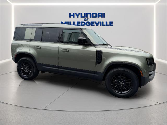 2025 Land Rover Defender 110 P300