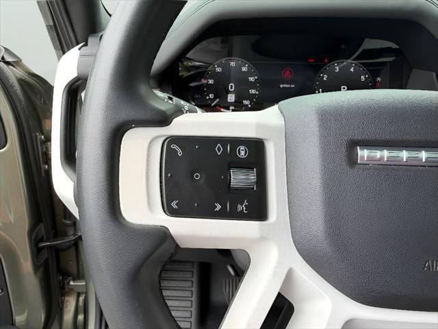 2025 Land Rover Defender 110 P300