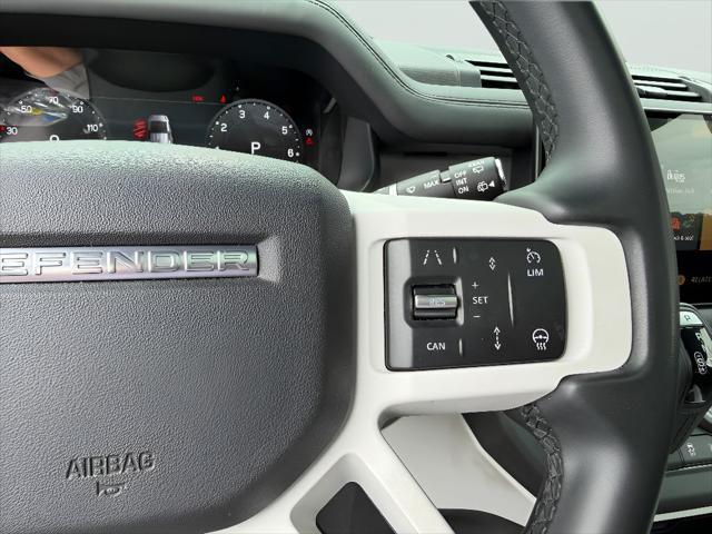 2025 Land Rover Defender 110 P300