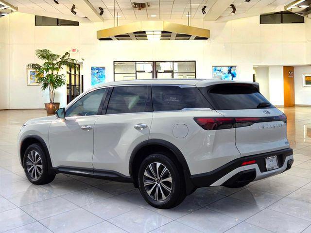 2024 INFINITI QX60 PURE