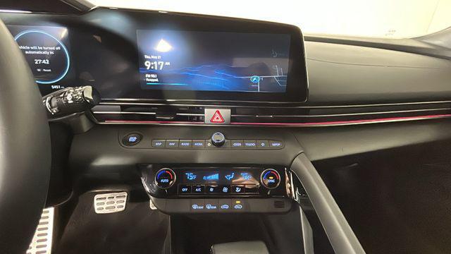 2025 Hyundai Elantra Hybrid SEL Sport