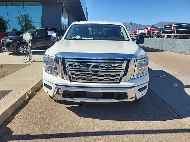 2024 Nissan Titan Crew Cab SV 4x2