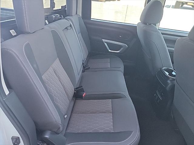 2024 Nissan Titan Crew Cab SV 4x2