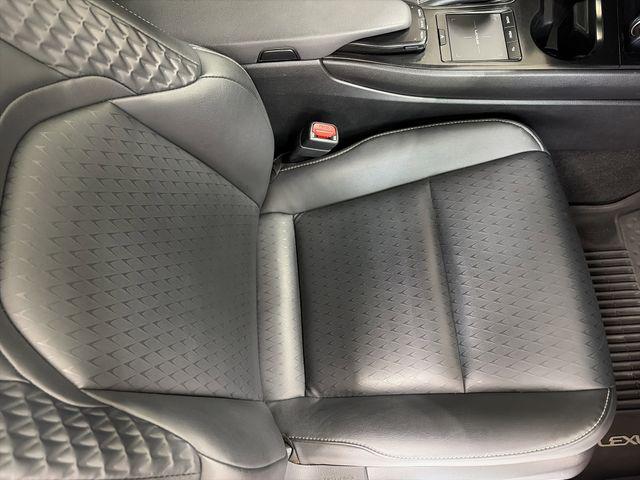 2021 Lexus UX 250h 250h Base