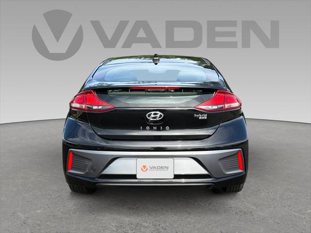 2020 Hyundai IONIQ Hybrid Blue