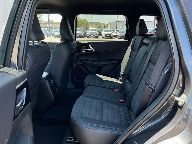 2026 Mitsubishi Outlander LE 1.5T S-AWC