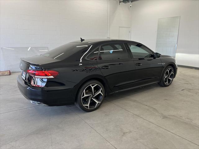 2021 Volkswagen Passat 2.0T R-Line