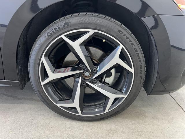 2021 Volkswagen Passat 2.0T R-Line