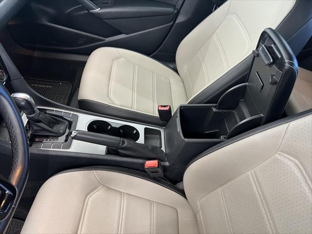 2021 Volkswagen Passat 2.0T R-Line