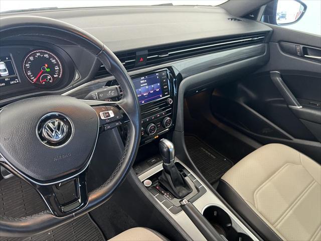 2021 Volkswagen Passat 2.0T R-Line