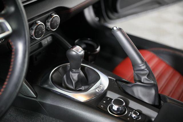 2018 Fiat 124 Spider Abarth