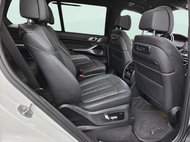 2021 BMW X7 M50i