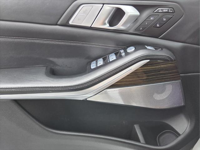 2021 BMW X7 M50i