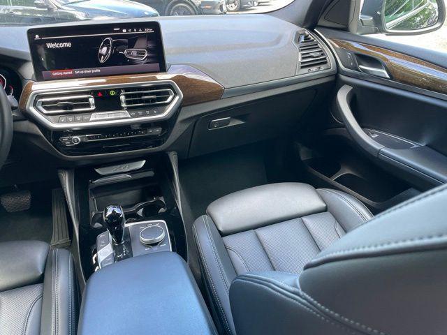 2022 BMW X4 xDrive30i
