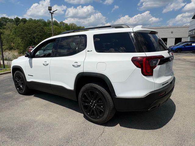 2023 GMC Acadia AWD SLT