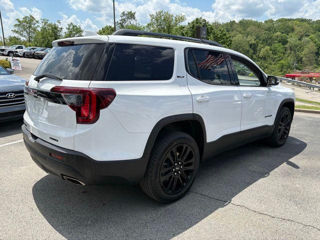 2023 GMC Acadia AWD SLT