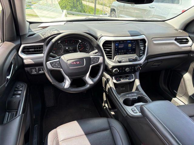 2023 GMC Acadia AWD SLT