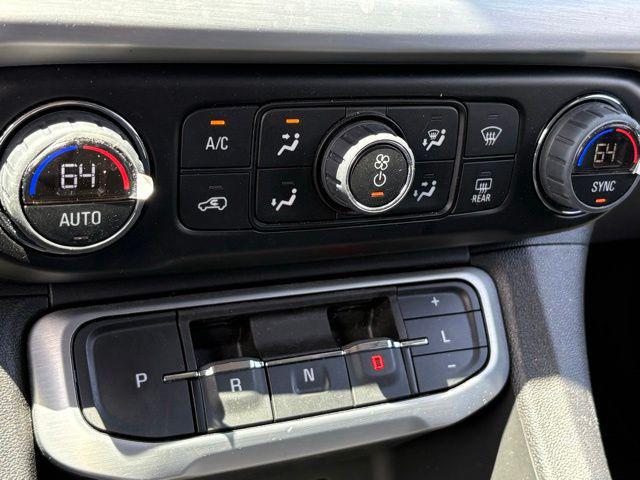 2023 GMC Acadia AWD SLT
