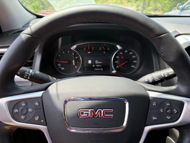 2023 GMC Acadia AWD SLT