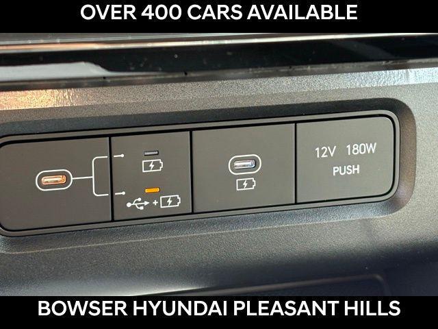 2026 Hyundai Tucson Hybrid Blue SE