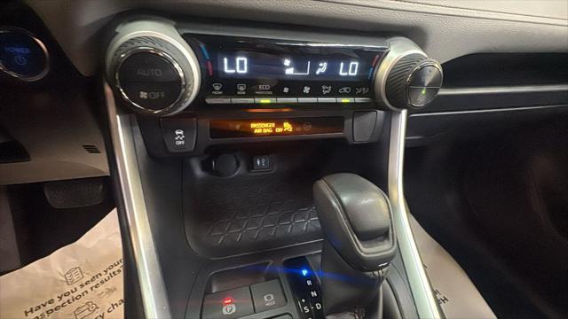 2019 Toyota RAV4 Hybrid XLE