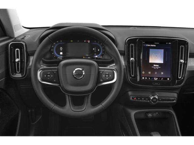 2023 Volvo XC40 B5 Plus Bright Theme