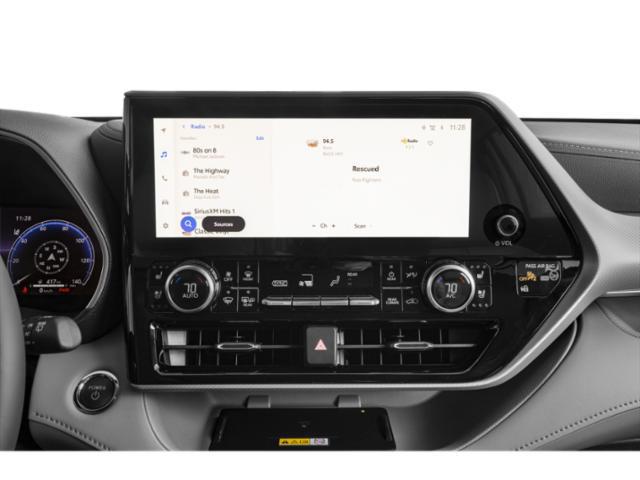 2023 Toyota Highlander Hybrid Platinum