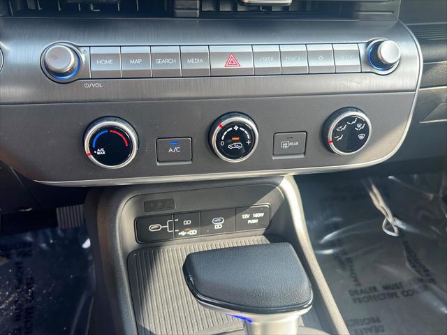 2025 Hyundai Kona SE
