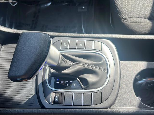 2025 Hyundai Kona SE