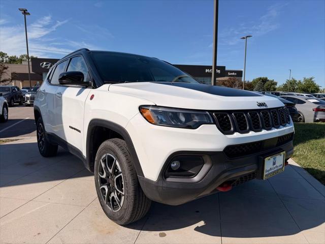 2025 Jeep Compass Trailhawk 4x4
