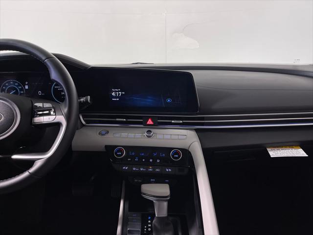 2025 Hyundai Elantra Hybrid Limited