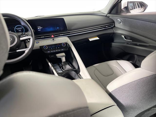 2025 Hyundai Elantra Hybrid Limited