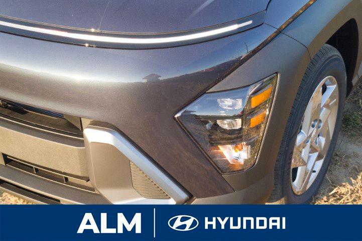 New 2026 Denim Blue Pearl HYUNDAI SE FWD image 9
