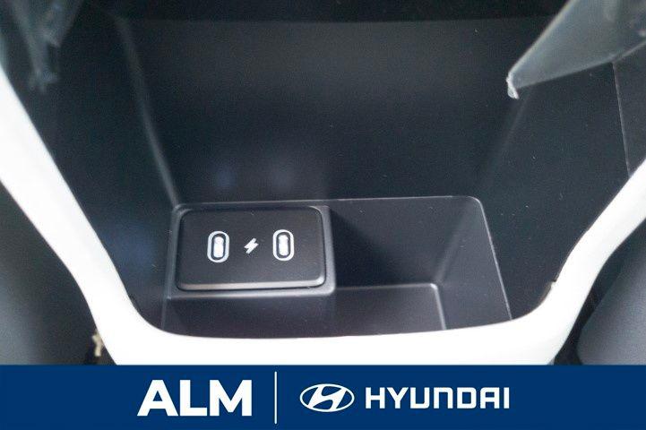 New 2026 Denim Blue Pearl HYUNDAI SE FWD image 18