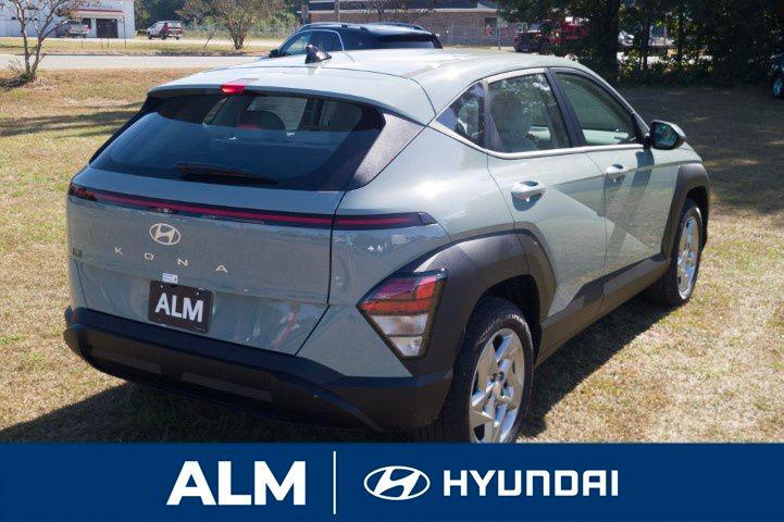 New 2026 Green Hyundai SE FWD image 6