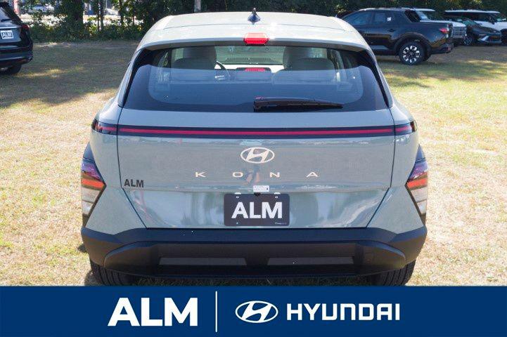 New 2026 Green Hyundai SE FWD image 7