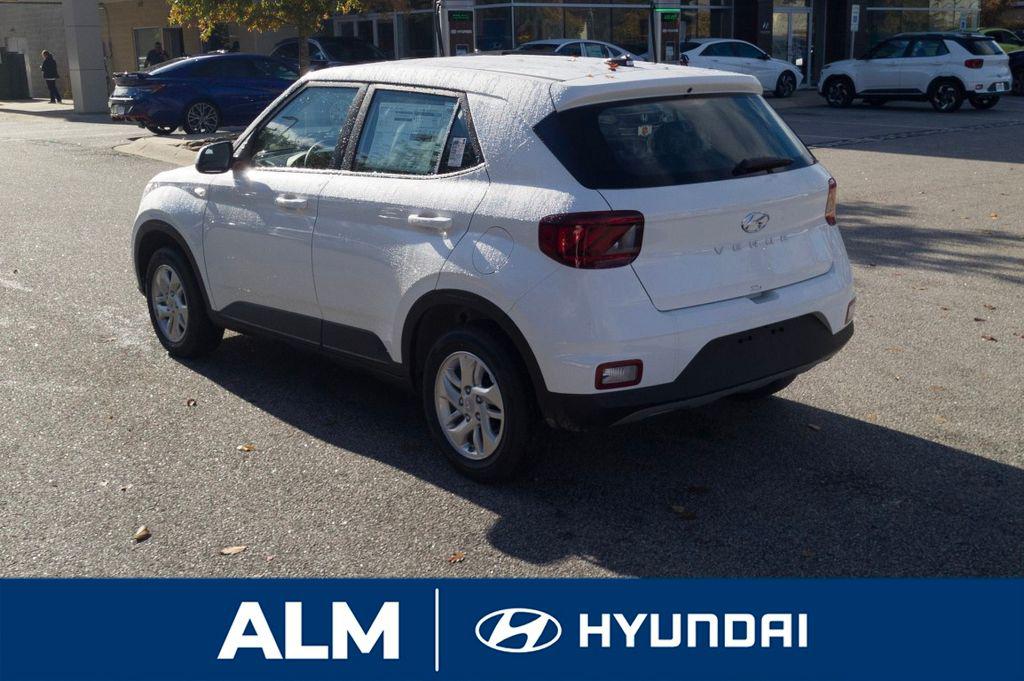 New 2026 White Hyundai SE image 8