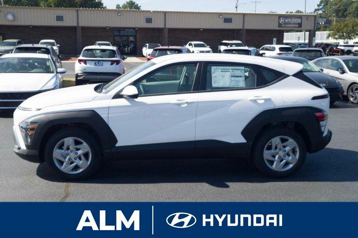 New 2026 White Hyundai SE FWD image 10