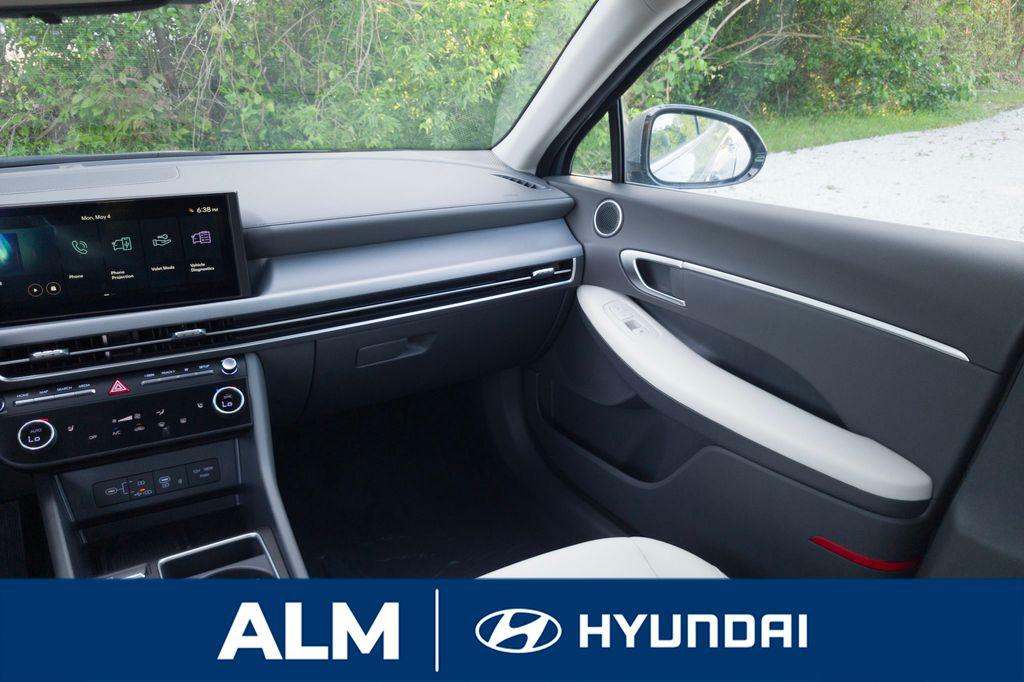 New 2026 Blue Hyundai SEL Sport image 18
