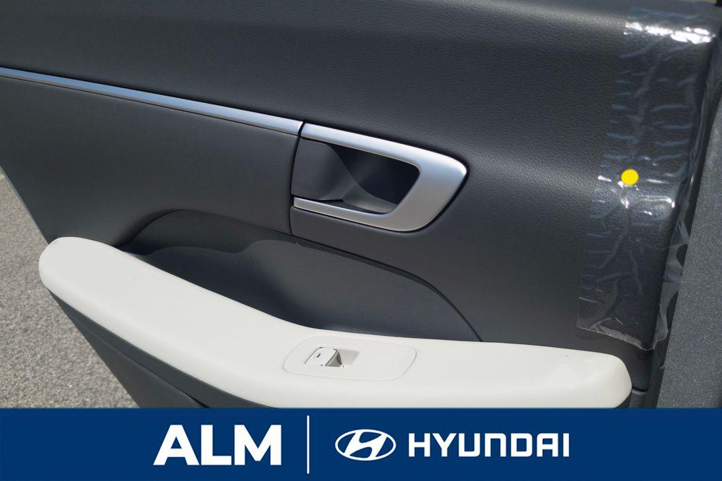 New 2026 White Hyundai SEL Sport image 18