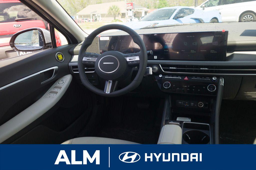 New 2026 White Hyundai SEL Sport image 21