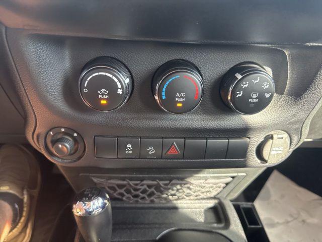 2015 Jeep Wrangler Unlimited Willys Wheeler