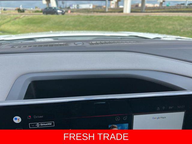 2022 GMC Sierra 1500 4WD Crew Cab Short Box SLT