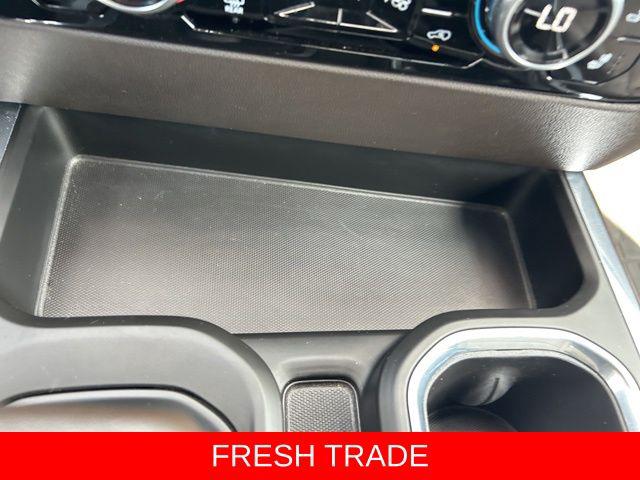 2022 GMC Sierra 1500 4WD Crew Cab Short Box SLT