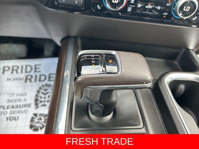 2022 GMC Sierra 1500 4WD Crew Cab Short Box SLT